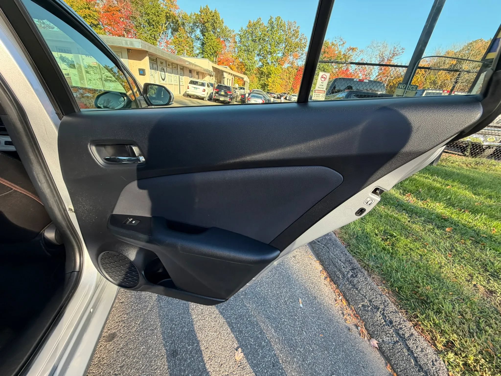 Used 2016 Toyota Prius Two FWD image 17