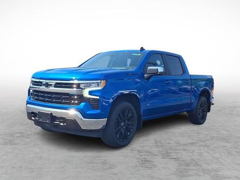 Used 2023 Chevrolet Silverado 1500 LT w/ LPO, Dark Essentials Package AWD/4WD image 3