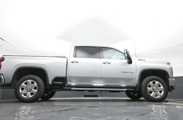 Used 2022 Chevrolet Silverado 3500 LTZ w/ LTZ Plus Package AWD/4WD image 50