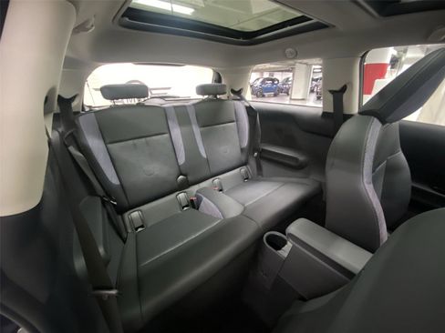 Certified 2025 MINI Cooper 2-Door Hardtop image 29