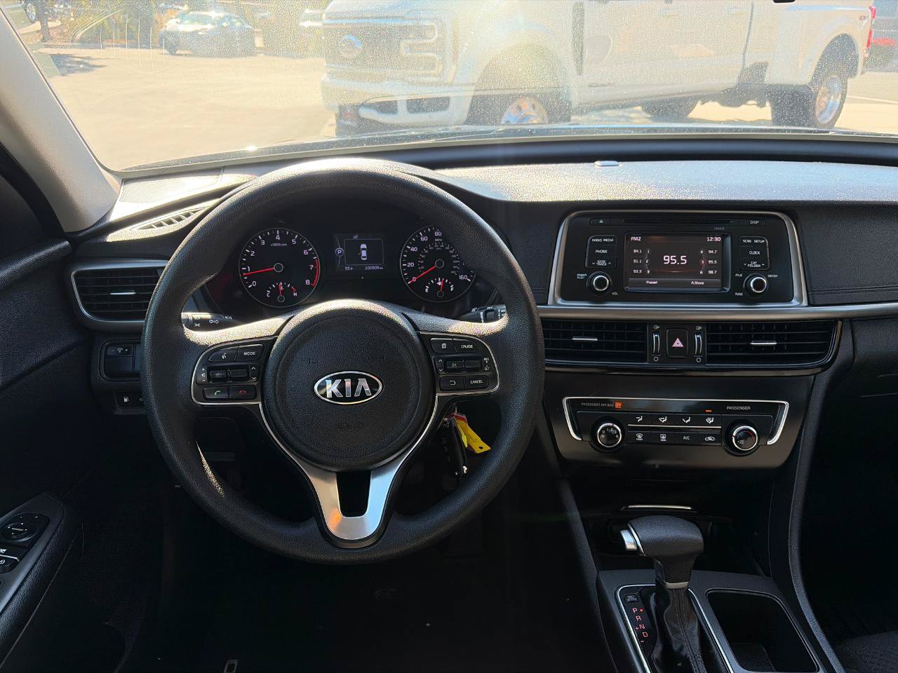 Used 2017 Kia Optima LX FWD image 12