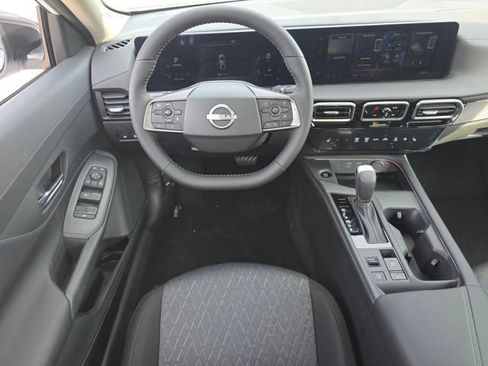 New 2026 Nissan Sentra SV w/ SV Convenience Package FWD image 3