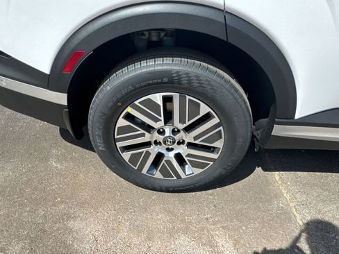 New 2026 Hyundai Palisade SEL Premium FWD image 18