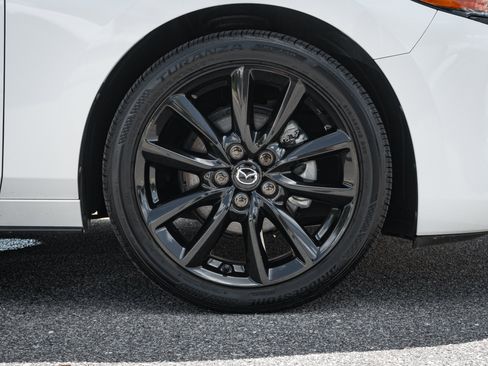 Certified 2025 MAZDA MAZDA3 2.5 S Hatchback w/ Premium Pkg FWD image 13
