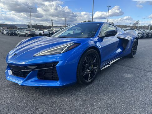 Used 2024 Chevrolet Corvette Z06 w/ Stealth Interior Trim Package image 4
