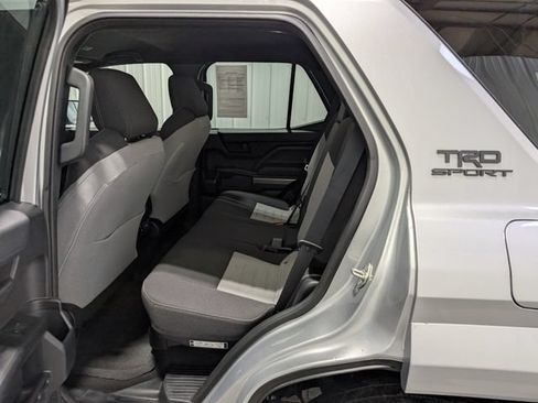 Used 2025 Toyota 4Runner TRD Sport AWD/4WD image 9
