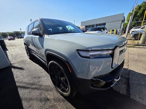 Used 2025 Rivian R1S Adventure AWD/4WD image 1