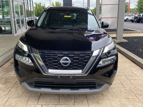 Certified 2023 Nissan Rogue SV w/ SV Premium B Package AWD/4WD image 2