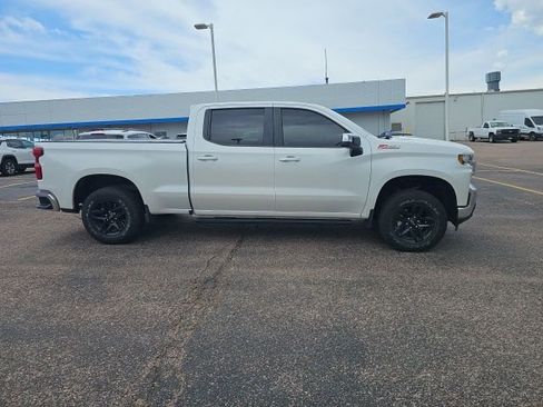 Used 2021 Chevrolet Silverado 1500 LT w/ Z71 Off-Road Package AWD/4WD image 2