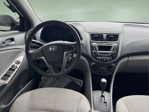 Used 2016 Hyundai Accent SE FWD image 9