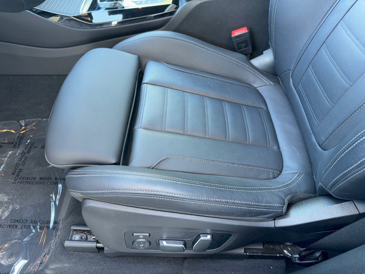 Used 2024 BMW X3 sDrive30i w/ Premium Package RWD image 16