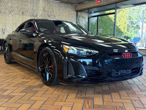 Used 2023 Audi RS e-tron GT AWD/4WD image 10