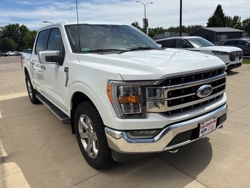 Used 2023 Ford F150 Lariat w/ Trailer Tow Package AWD/4WD image 4