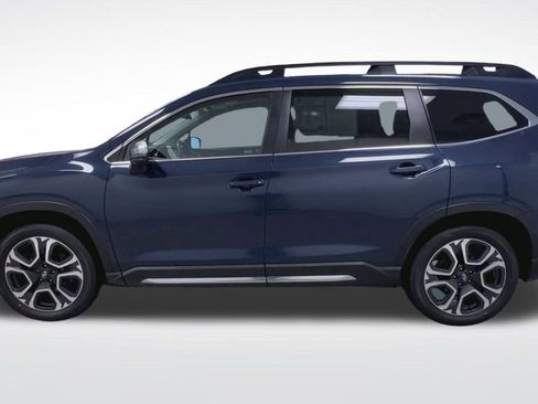 Used 2023 Subaru Ascent Limited w/ Technology Package image 5