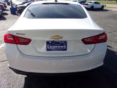 Used 2017 Chevrolet Malibu LS image 5