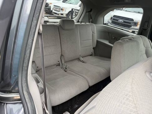 Used 2016 Honda Odyssey SE image 15