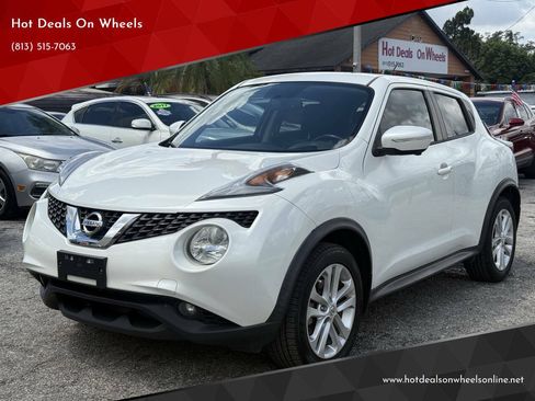 Used 2015 Nissan Juke SL FWD image 1