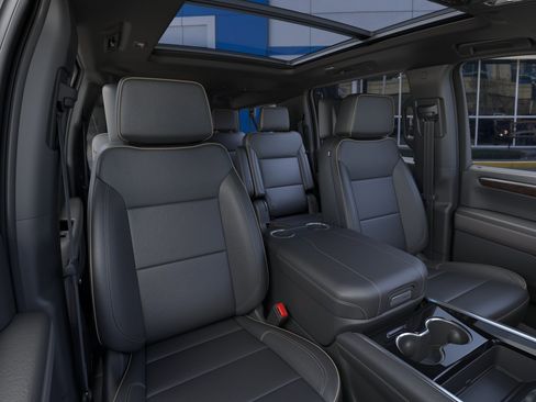 New 2026 Chevrolet Suburban Premier image 16