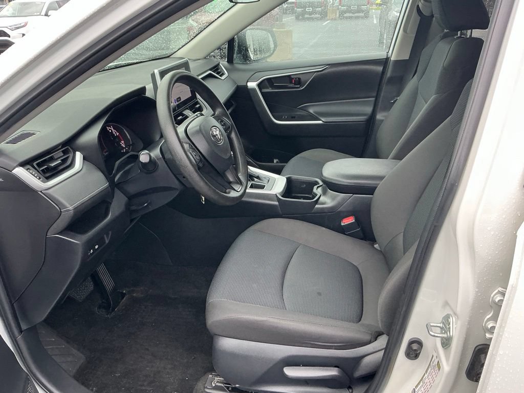 Certified 2023 Toyota RAV4 LE AWD/4WD image 19