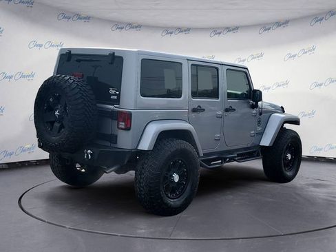 Used 2014 Jeep Wrangler Unlimited Sahara w/ Max Tow Package image 5