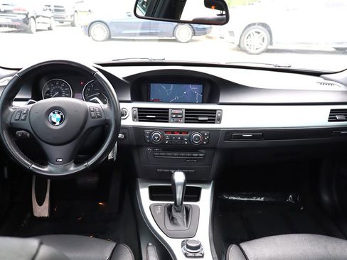 Used 2011 BMW 335i xDrive Sedan AWD/4WD image 11