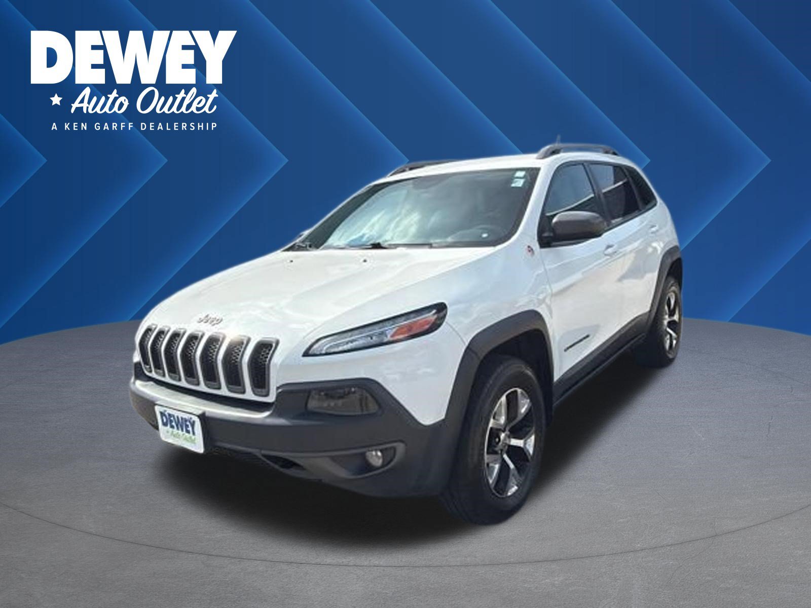 Used 2016 Jeep Cherokee Trailhawk AWD/4WD image 1