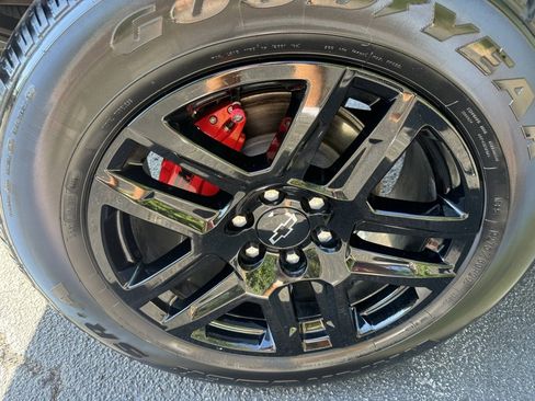 Used 2023 Chevrolet Silverado 1500 Custom w/ Rally Edition image 9