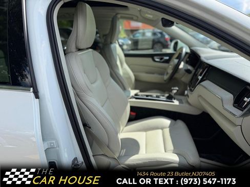 Used 2021 Volvo XC60 T5 Inscription w/ Protection Package AWD/4WD image 24