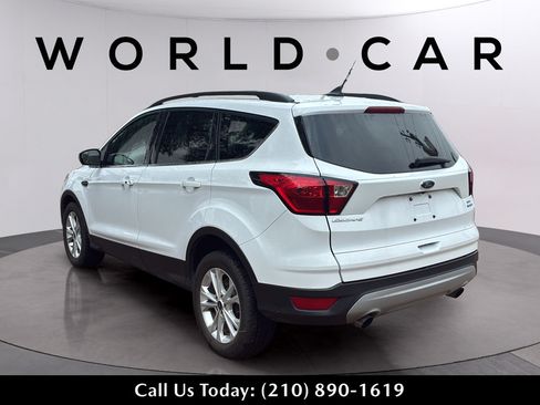 Used 2019 Ford Escape SEL FWD image 13