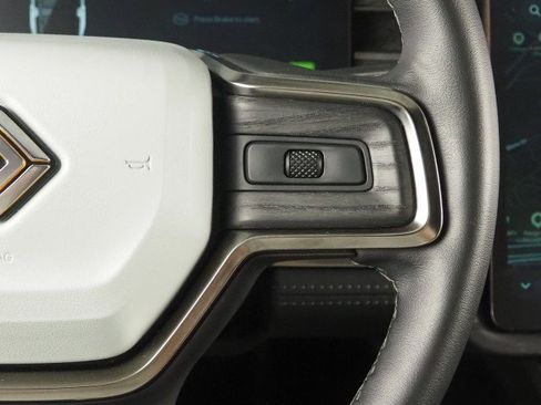 Used 2024 Rivian R1S AWD Adventure image 24