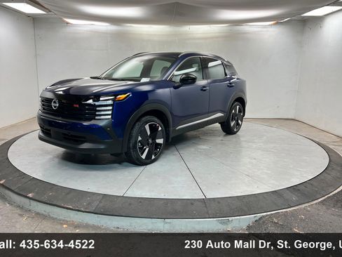 New 2026 Nissan Kicks SR image 1