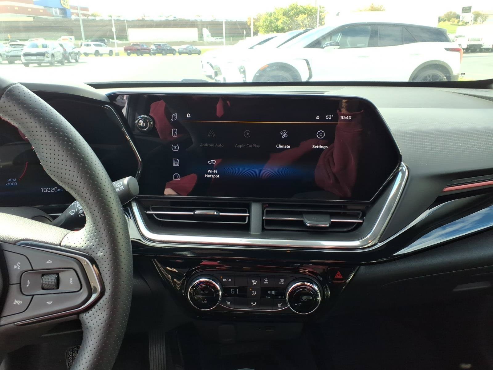 Used 2025 Chevrolet Trax RS w/ Sunroof Package FWD image 10