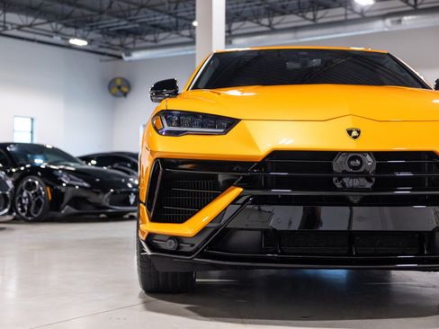 Used 2024 Lamborghini Urus S AWD/4WD image 21