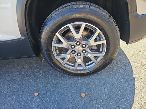 Used 2020 GMC Acadia SLT w/ Trailering Package image 11