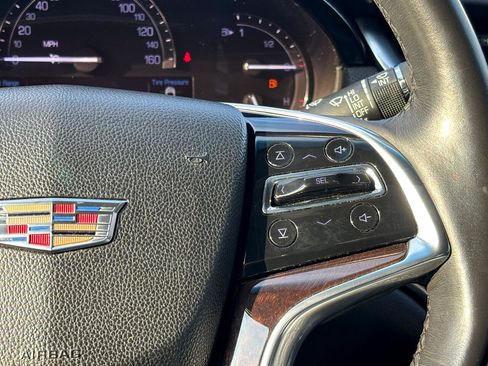 Used 2017 Cadillac XTS Luxury image 25