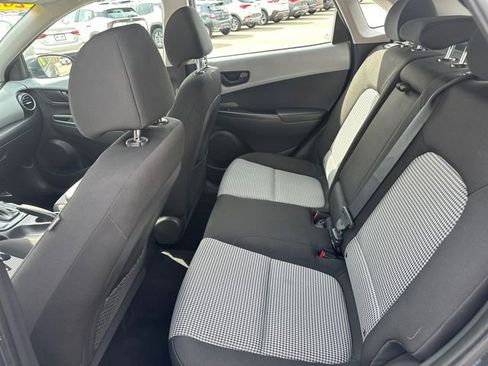 Used 2021 Hyundai Kona SE w/ Cargo Package AWD/4WD image 17