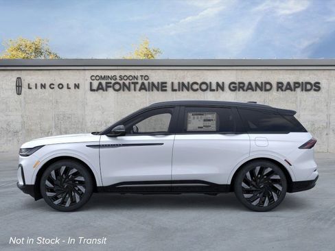 New 2026 Lincoln Nautilus Reserve w/ Jet Appearance Package image 3