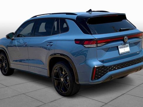 New 2025 Volkswagen Tiguan SE R-Line AWD/4WD image 11