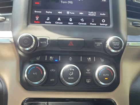 Used 2019 RAM 1500 Laramie RWD image 36