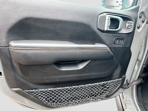 Used 2022 Jeep Gladiator Mojave AWD/4WD image 20
