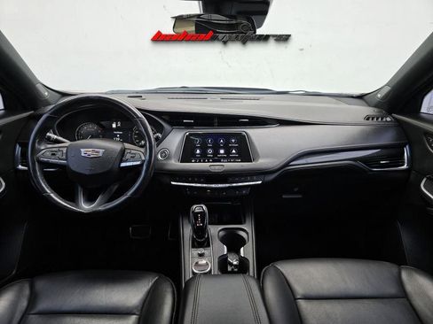 Used 2021 Cadillac XT4 Sport image 18