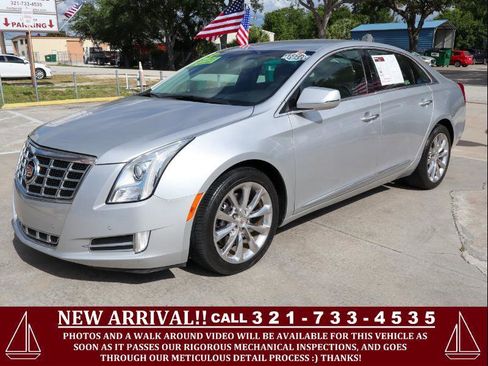 Used 2013 Cadillac XTS Luxury w/ Driver Awareness Package FWD image 1