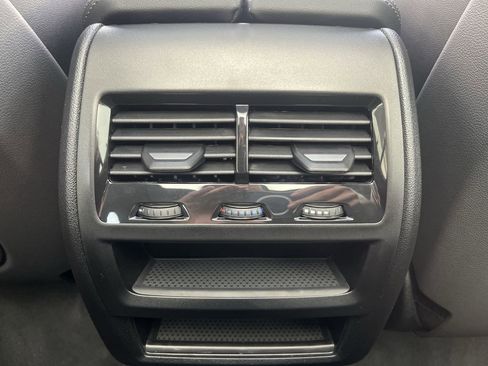 Used 2026 BMW X5 xDrive50e w/ Executive Package image 31