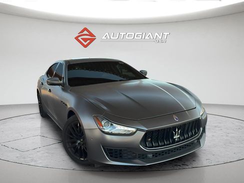 Used 2018 Maserati Ghibli image 2