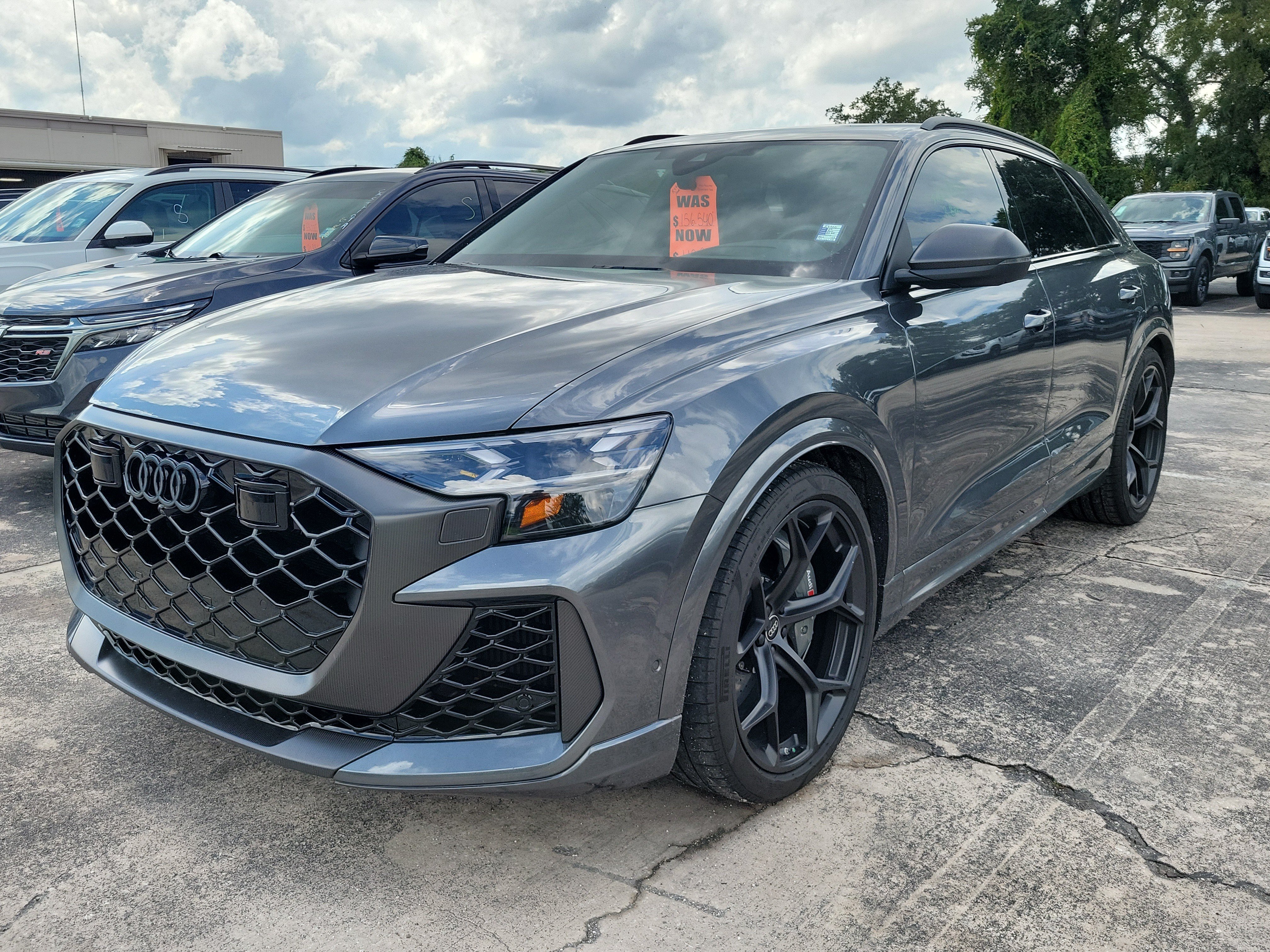 Used 2025 Audi RS Q8 performance AWD/4WD image 3