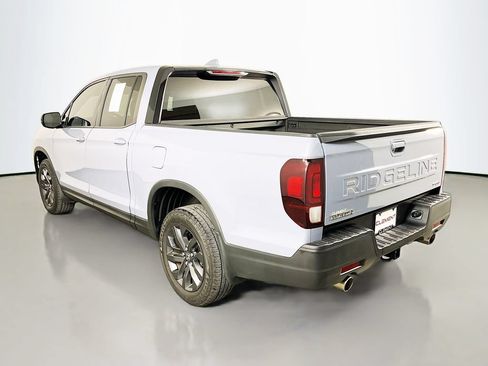 Used 2024 Honda Ridgeline Sport image 9