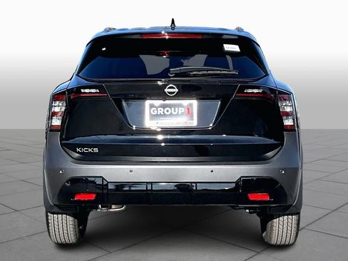 New 2026 Nissan Kicks SV image 4