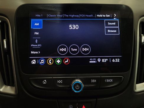 Used 2023 Chevrolet Malibu LT FWD image 25