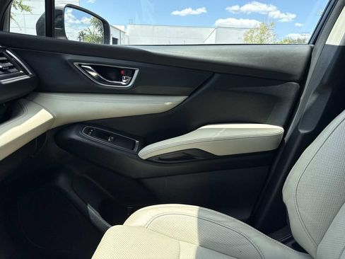 Used 2023 Subaru Ascent Limited AWD/4WD image 29