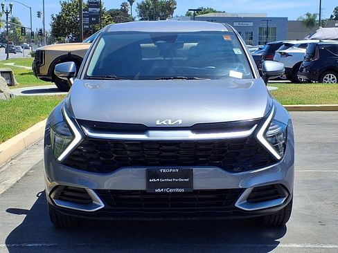 Certified 2023 Kia Sportage EX FWD image 2